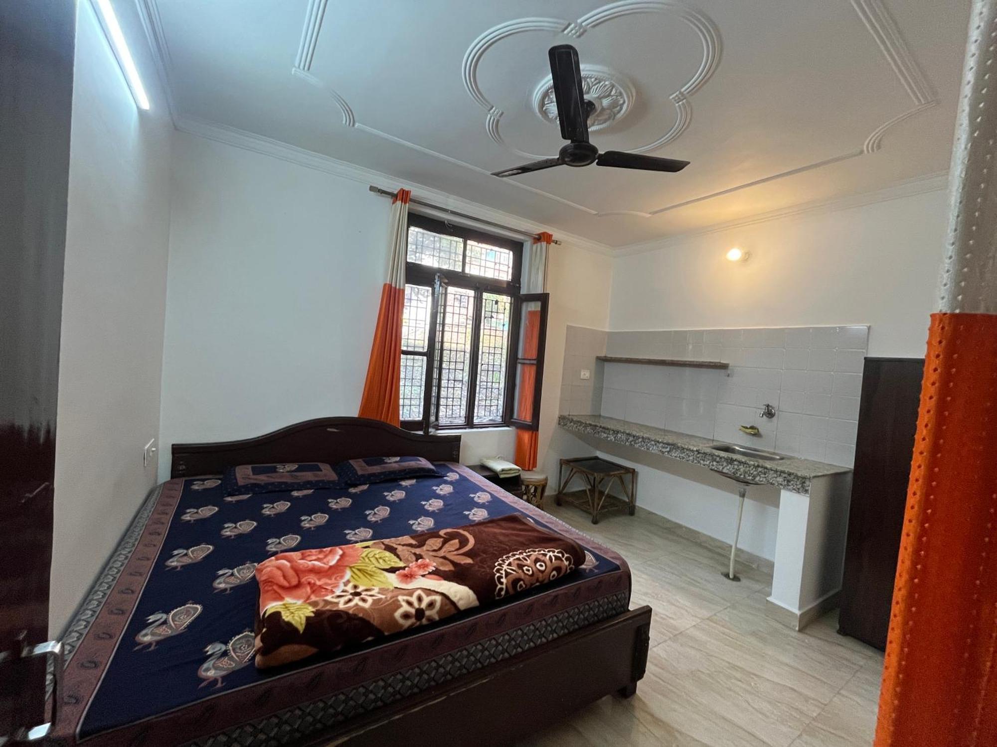 Anjali Home Stay Rishikesh Exterior photo