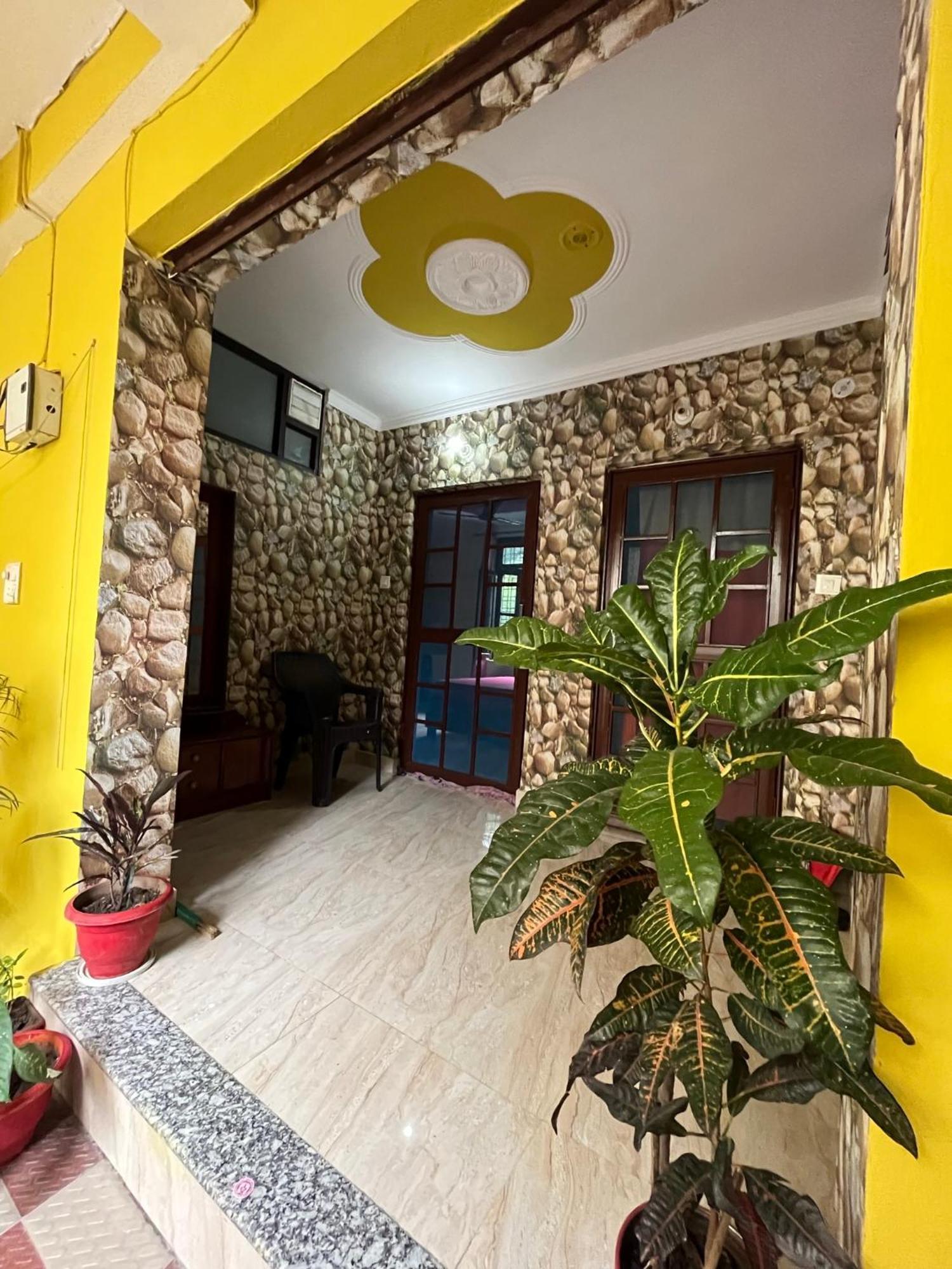 Anjali Home Stay Rishikesh Exterior photo