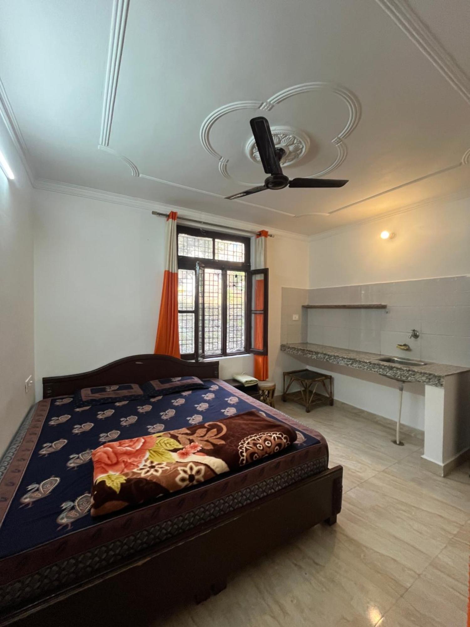 Anjali Home Stay Rishikesh Exterior photo